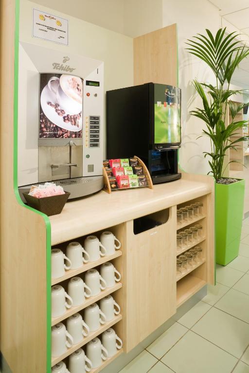 Ibis Budget Newport Екстериор снимка