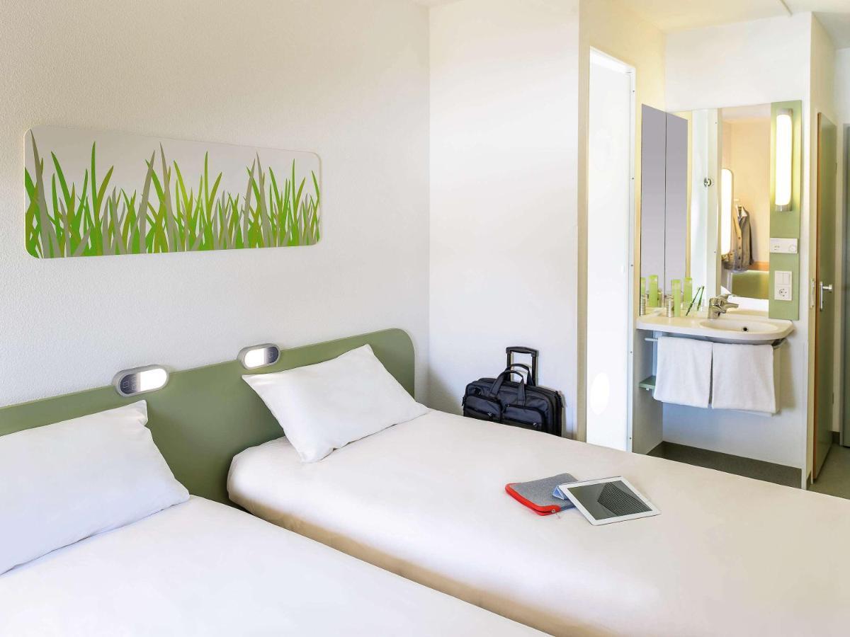 Ibis Budget Newport Екстериор снимка